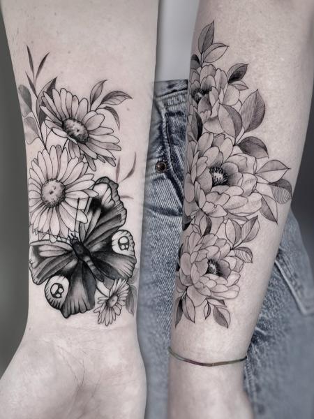 Tatuaggi fine line ornamental neo traditional