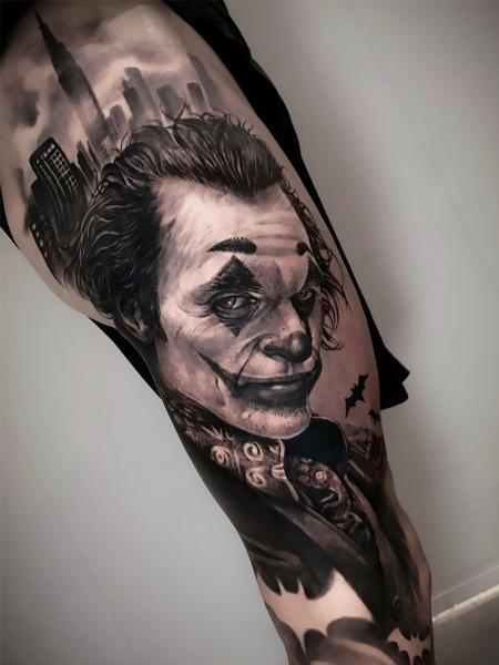 Tatuaggio realistico