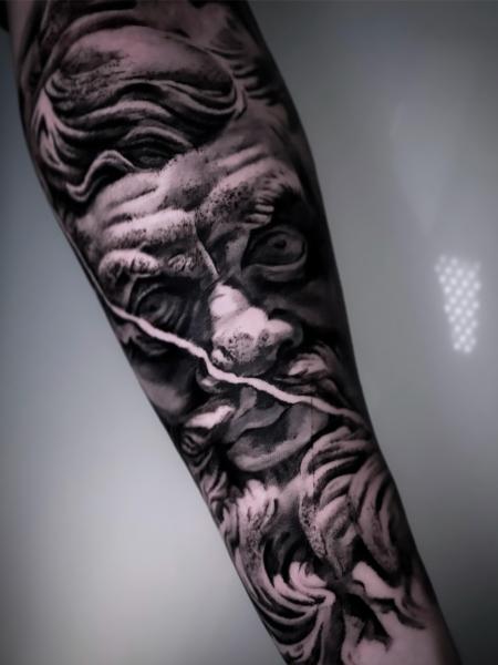 Tatuaggio realistico